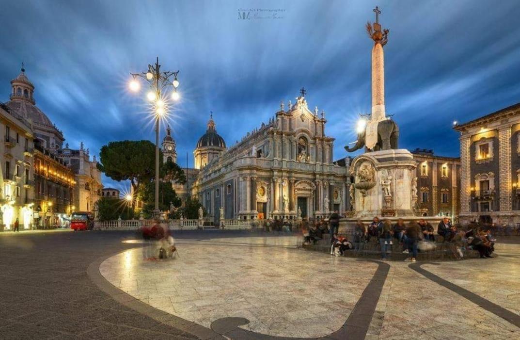 Apartments For Rent Catania Exterior photo