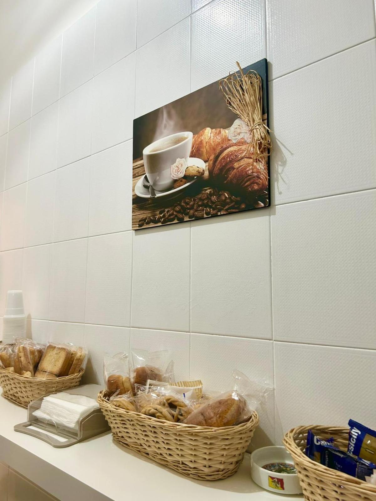 Apartments For Rent Catania Exterior photo